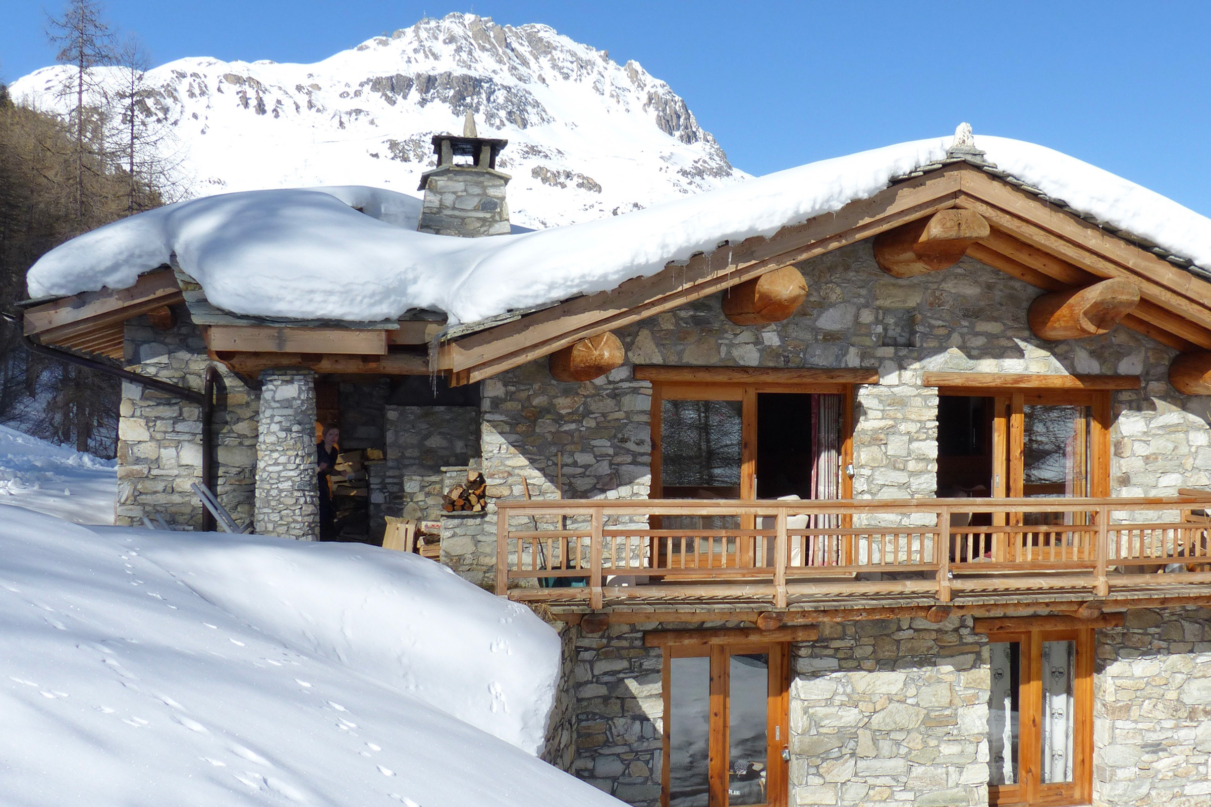 Chalet de Pierre, Catered Ski Chalet in Val d'Isère