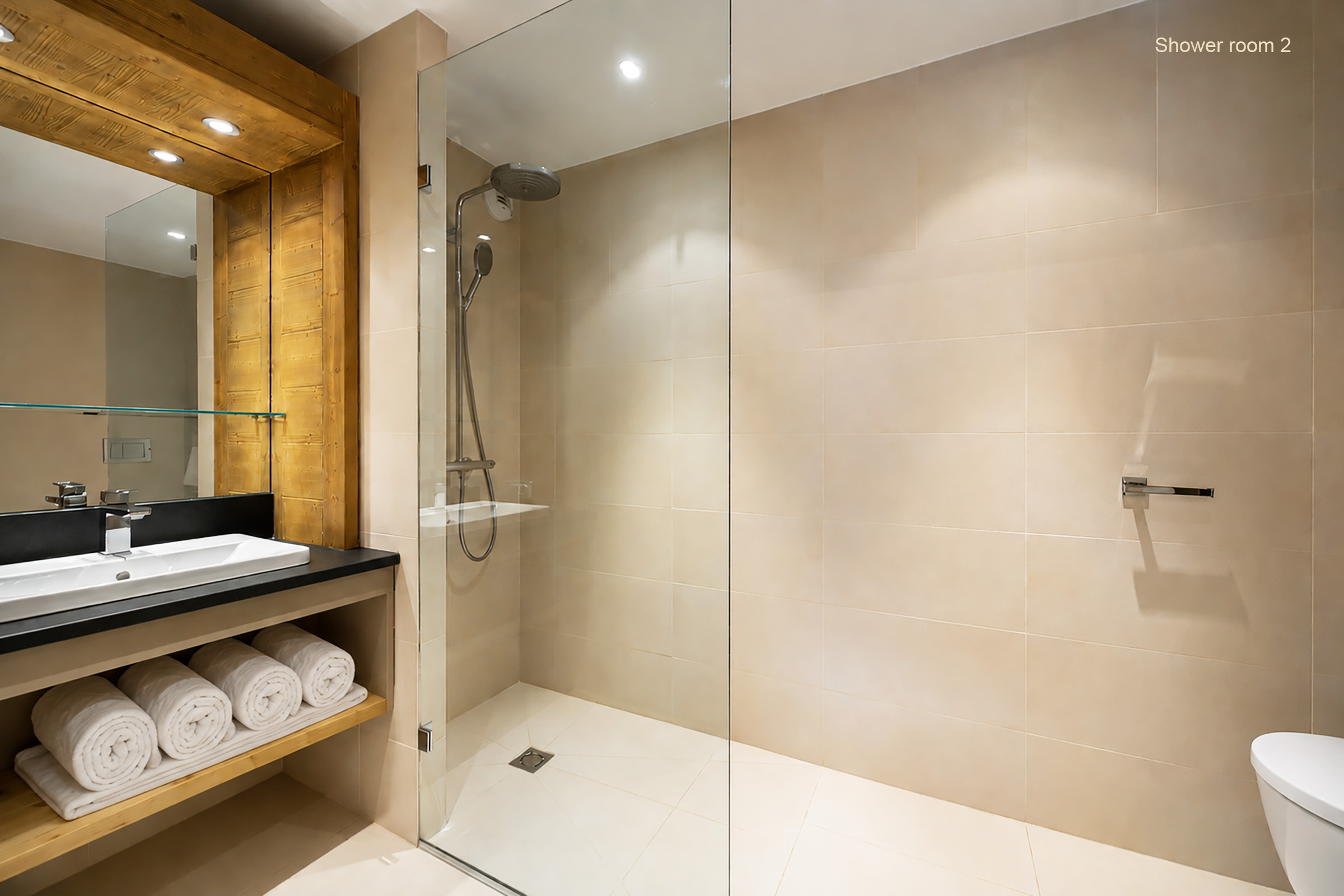 Otto shower 2 Chalet Otto