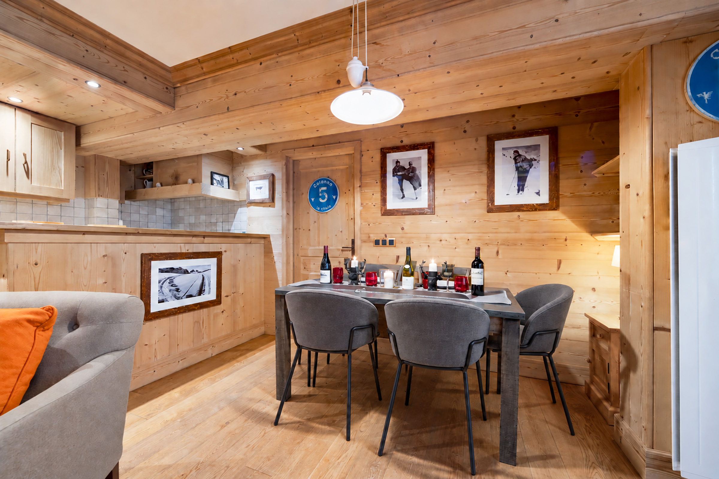 Aquila 102 dining Chalet Aquila 102